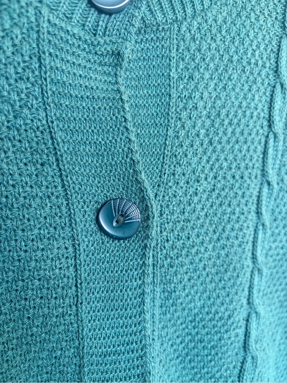 💚The House of Foxy💚Forest Green Cable Knit Button-Up Sweater - Picture 5 of 9